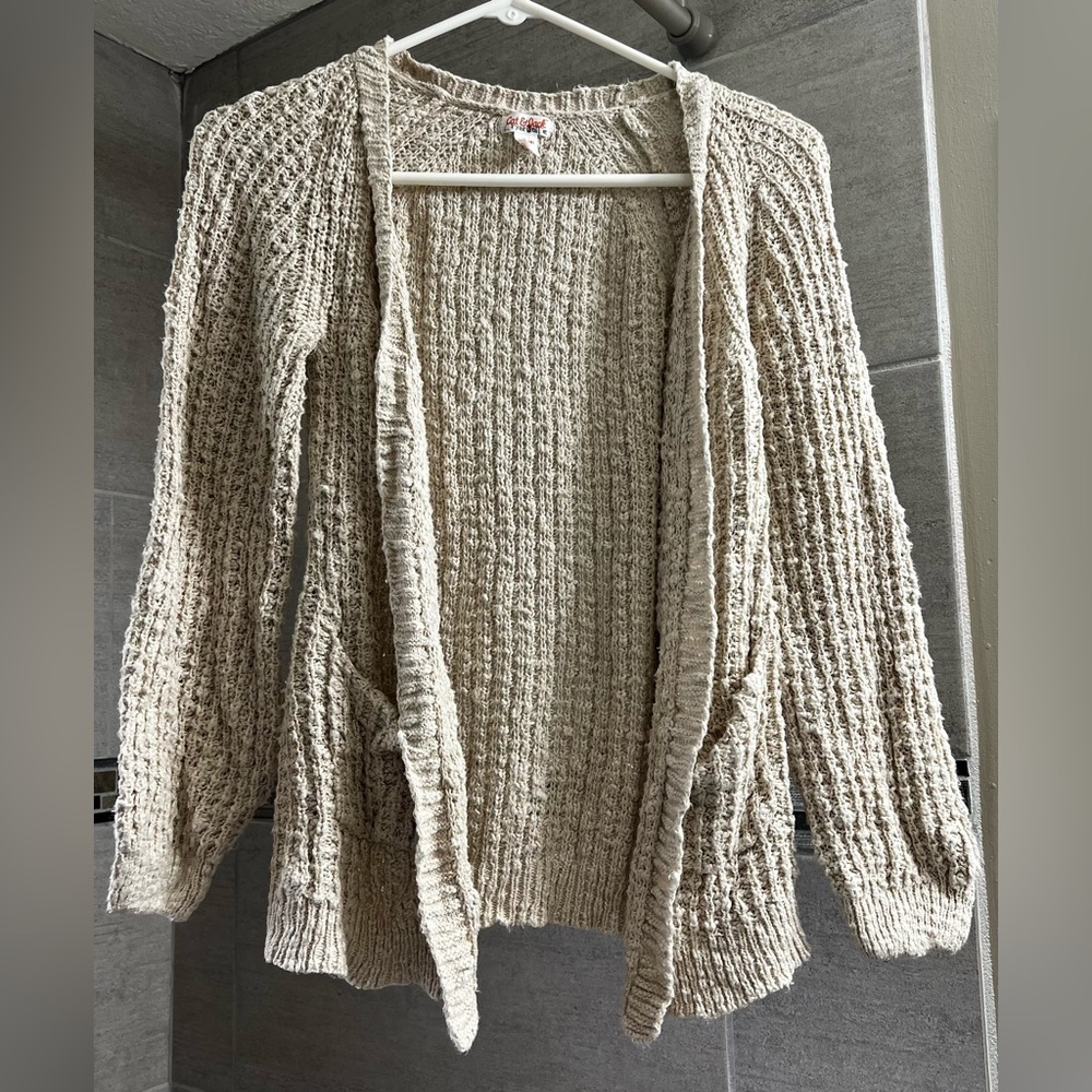 Cat & Jack girls medium (7-8) cream cardigan sweater with pockets.